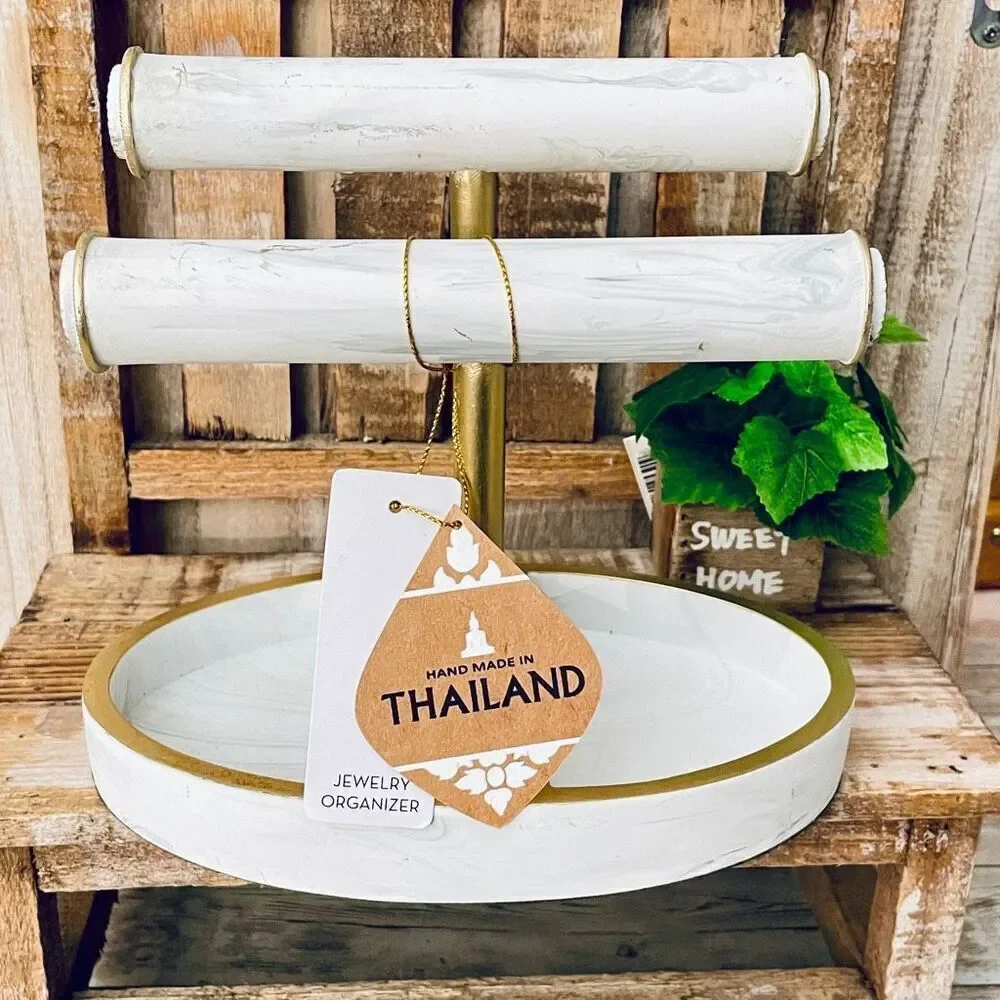 NWT Made in Thailand Gorgeous jewelry holder Organizer with 2 rods & Oval Tray